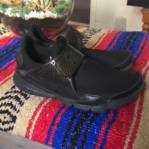 Women’s Nike Sock Dart